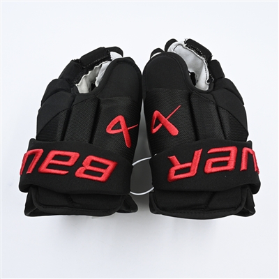 Nathan Bastian - Game-Worn Bauer Vapor 3X Gloves - Worn in 2024 Stadium Series & on March 19, 2024