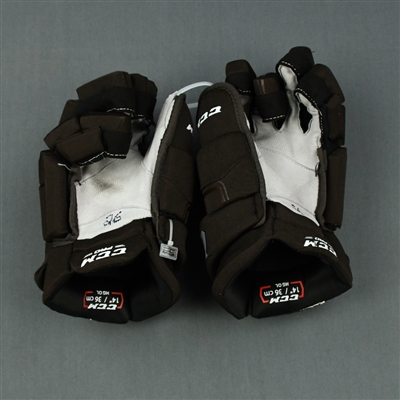 Colby Cave - 2019 Winter Classic Game-Worn Gloves