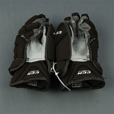 Brandon Carlo - 2019 Winter Classic Game-Worn Gloves