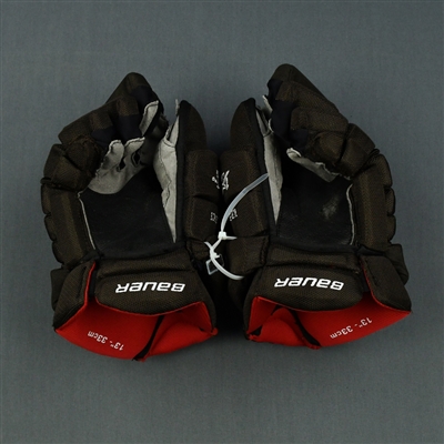 David Krejci - 2019 Winter Classic Game-Worn Gloves