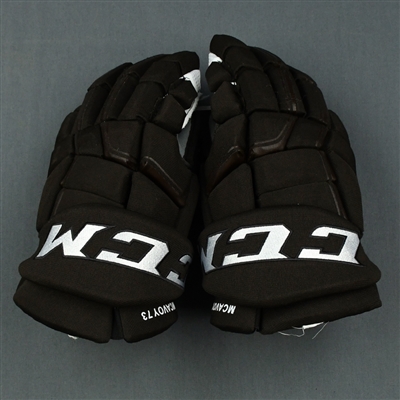 Charlie McAvoy - 2019 Winter Classic Game-Issued Gloves