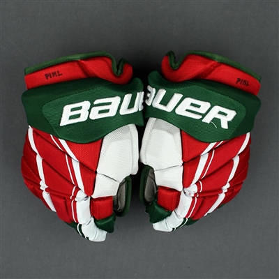 Pavel Zacha - Game-Worn Heritage Gloves - 2019-20 NHL Season