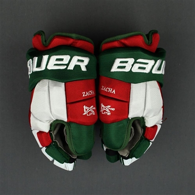 Pavel Zacha - Game-Worn Heritage Gloves - 2019-20 NHL Season