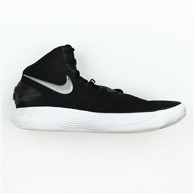 Lauri Markkanen - Nike Hyperdunk 2017 TB Promo (Black/White-Metallic Silver) - 5 Games (Jan. 10-22, 2020)