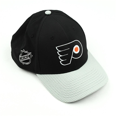 Nate Thompson - Player-Issued Black Snapback Hat - NHL 2020 Stanley Cup Playoffs