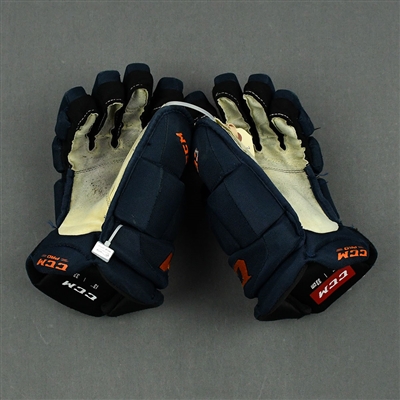 Connor McDavid - Edmonton Oilers - CCM Gloves - Photo-Matched to 11 Games, April 26 - June 4, 2022 - Matched to 44th Goal, 79th Assist & 123rd Point of Season