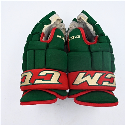 Ryan Hartman - Game-Worn CCM HG97 Gloves - 2023-24 NHL Season