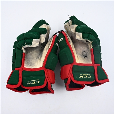 Ryan Hartman - Game-Worn CCM HG97 Gloves - 2019-20 NHL Season