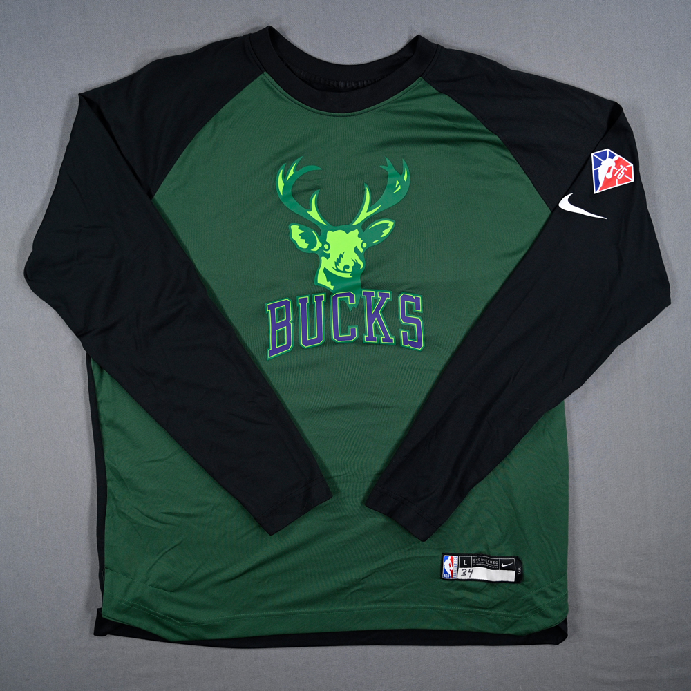 2021-22 Milwaukee Bucks City Edition Jacket, Shirt, and Pants Auction Ends 5/27/2025